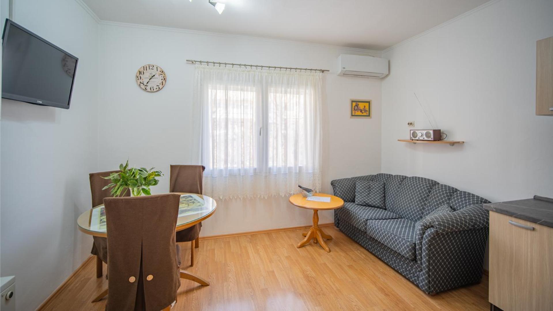 Apartmani Ana Tivat Exterior foto